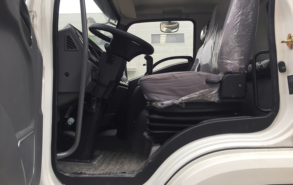 東風(fēng)D9壓縮垃圾車12-14立方