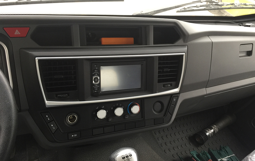 東風(fēng)D9壓縮垃圾車12-14立方